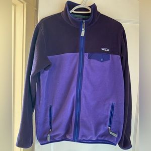 Patagonia fleece sweater purple comfy and warm size L women’s comfy fit